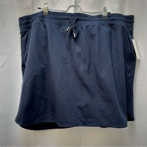 NWT Navy Skirt w/hidden shorts - Zac & Rachel